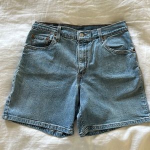 Vintage Levi’s denim shorts